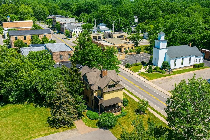 Local Storm Windows Replacement in Clarkston, MI