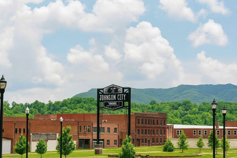 Local Vinyl Windows Installation in Johnson City, TN