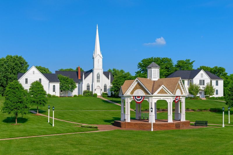 Local Vinyl Windows Installation in Aurora, OH