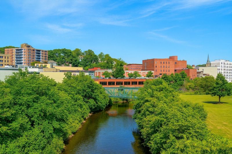 Local Window Remodeling in Fitchburg, MA